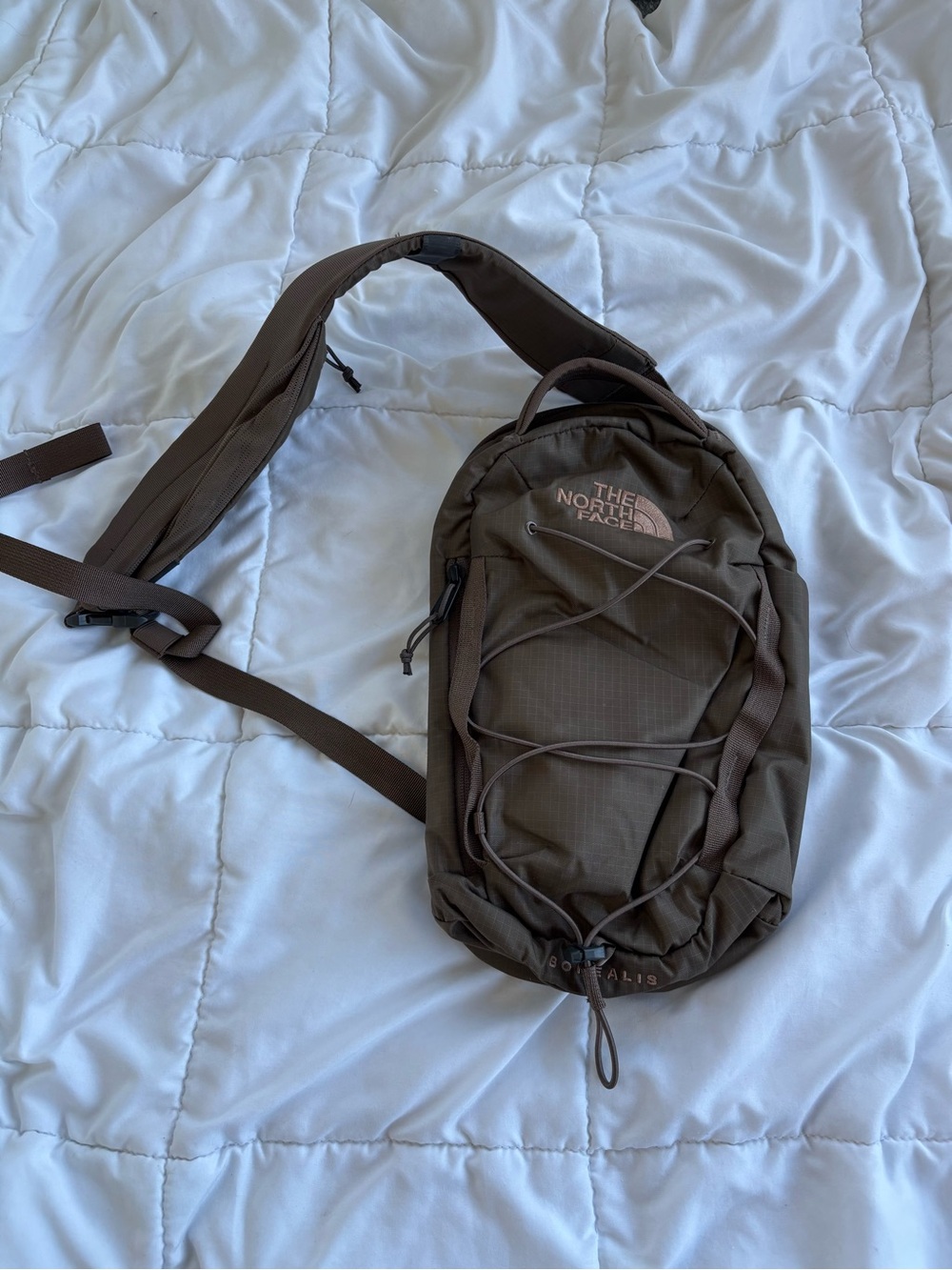 The North Face Borealis Sling Bag 6L Brown Rose Gold Logo Crossbody Bungee